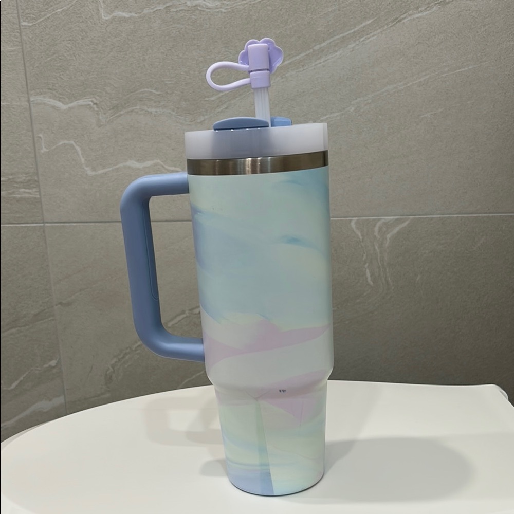 Stanley Blue and White Dining Thermos(NOT USED) - Picture 2 of 3